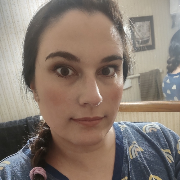 I'm Kimi! Funky clothes, toddler clothes, toys :) A little bit of everything! - Picture 2 of 2